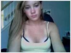 18yo blonde strip on Imlive